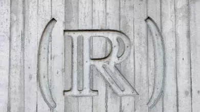 Letter R