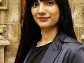 iulia cristiana vatau headshot